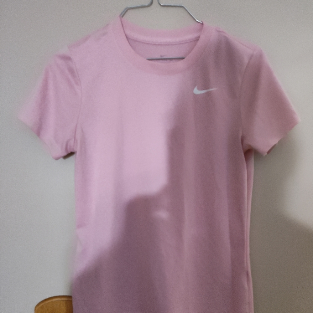 Nike T-shirt